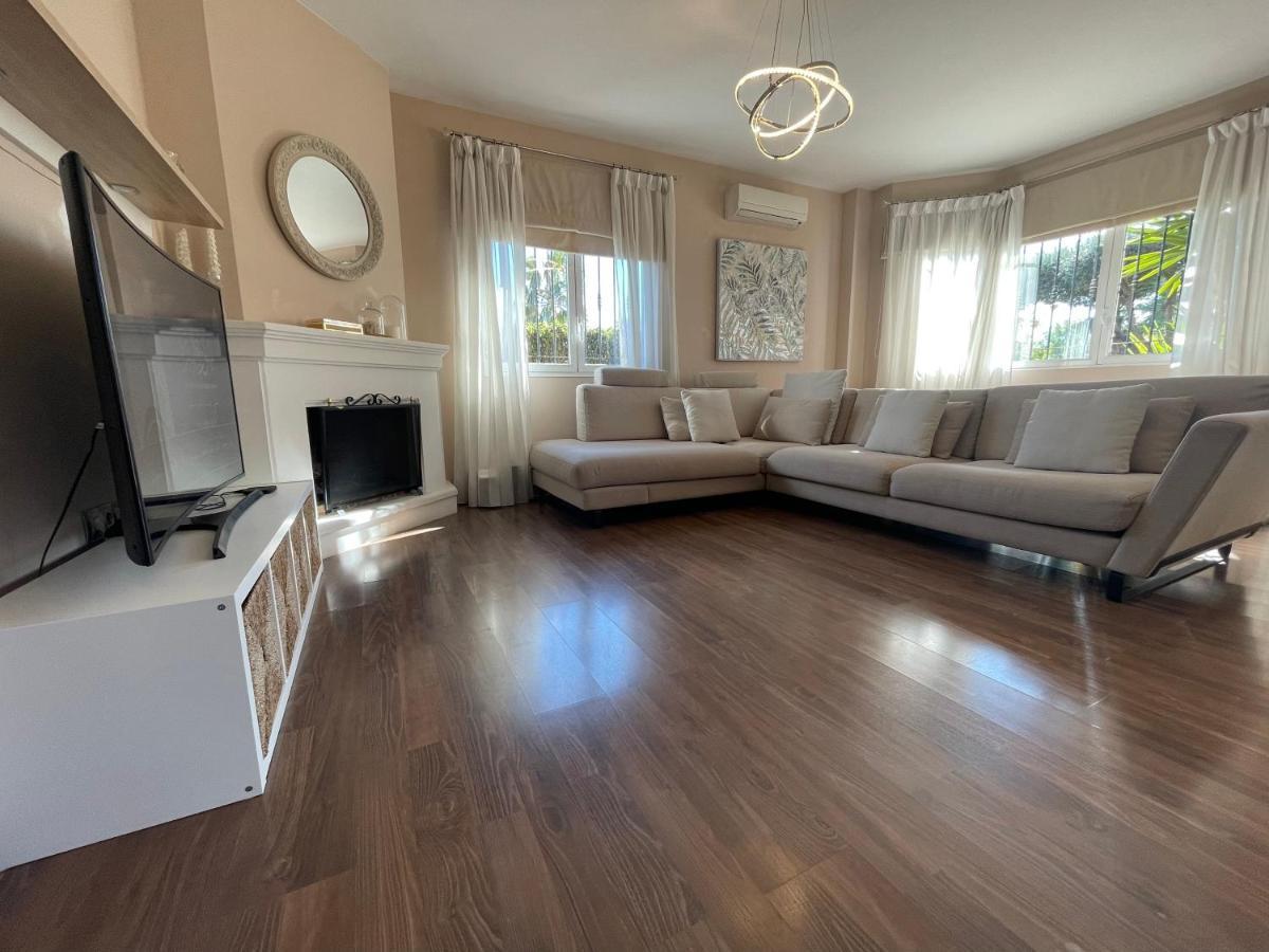 Chalet Exclusivo Bonalba Alicante Ngoại thất bức ảnh